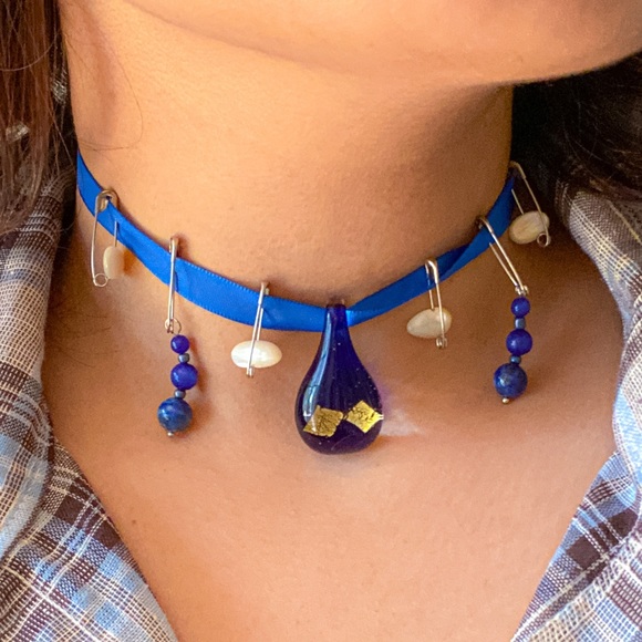 ANOTHER ★ DAY HANDMADE RAINY DAYS RIBBON CHARM CHOKER - Picture 2 of 5